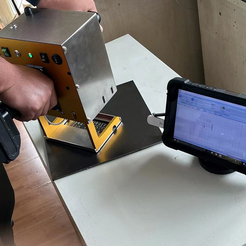 Efficient Point-Point Handheld Laser Marking Machine